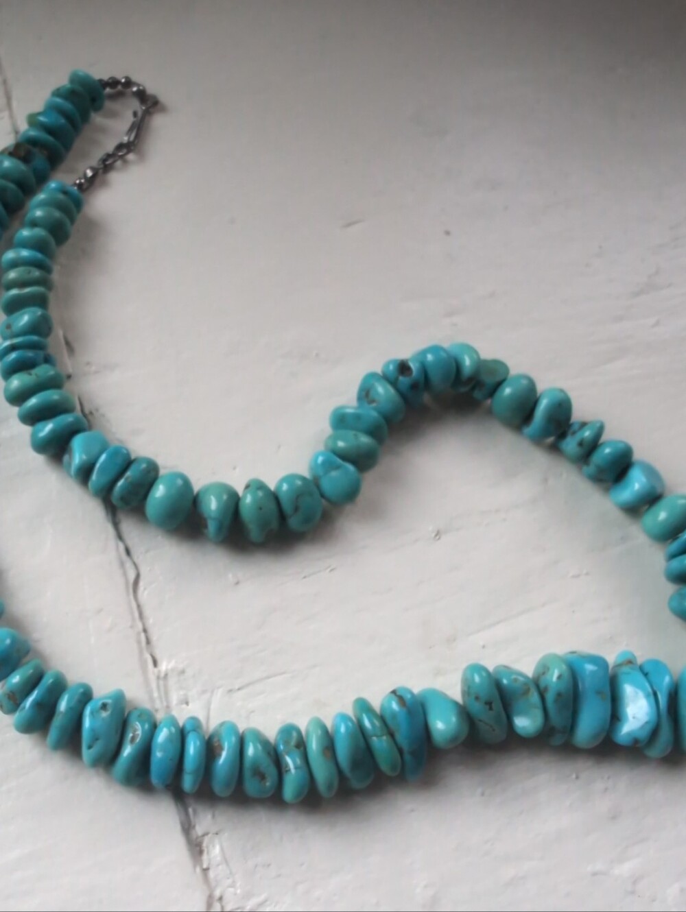 Vintage real turquoise bead necklace with silver tone clasp